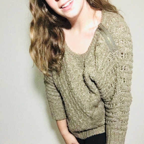 • SOLD // chunky LOFT cotton blend sweater with zipper • - Picture 2 of 8